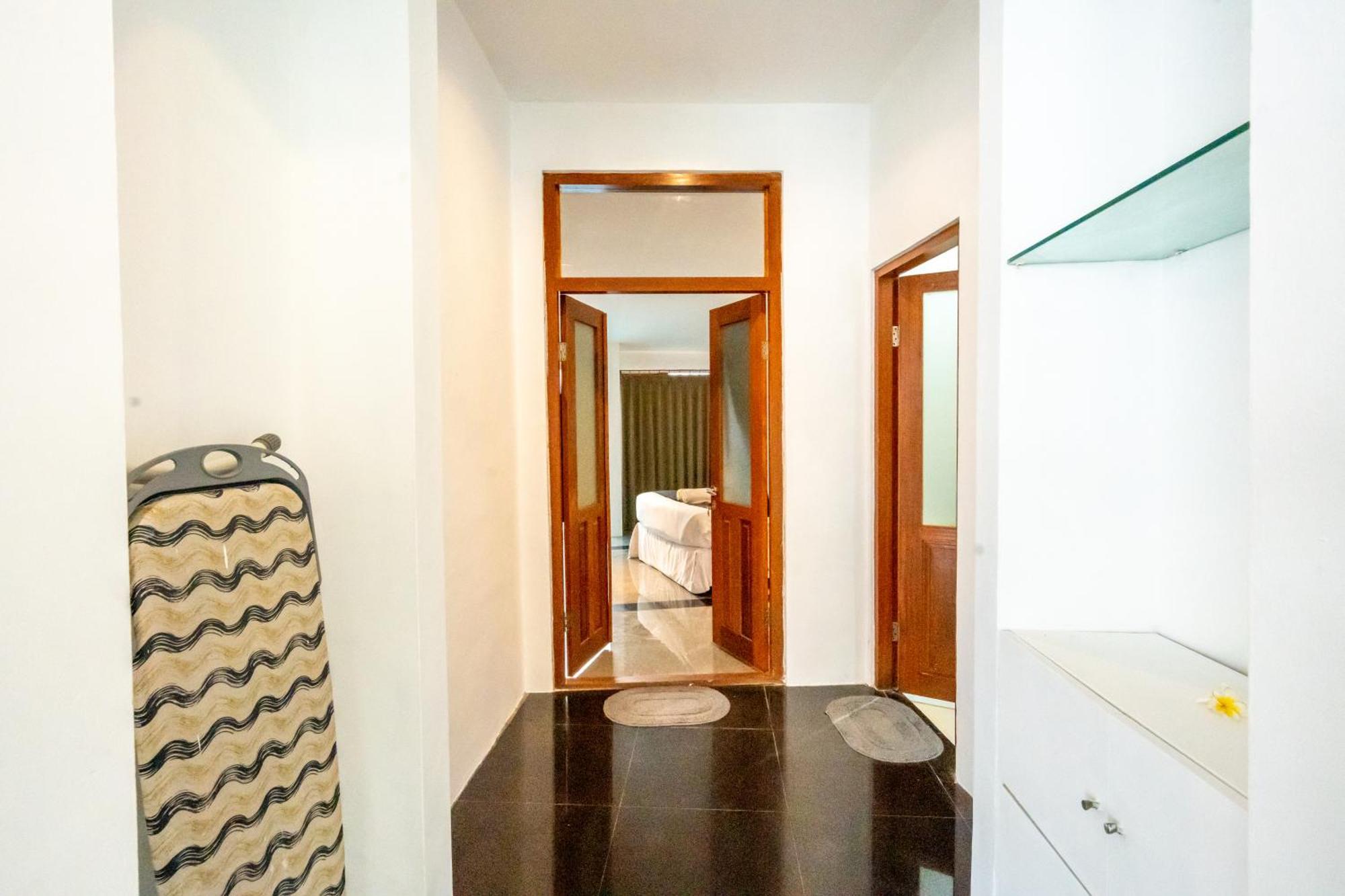 Villa Etnik Seminyak ภายนอก รูปภาพ