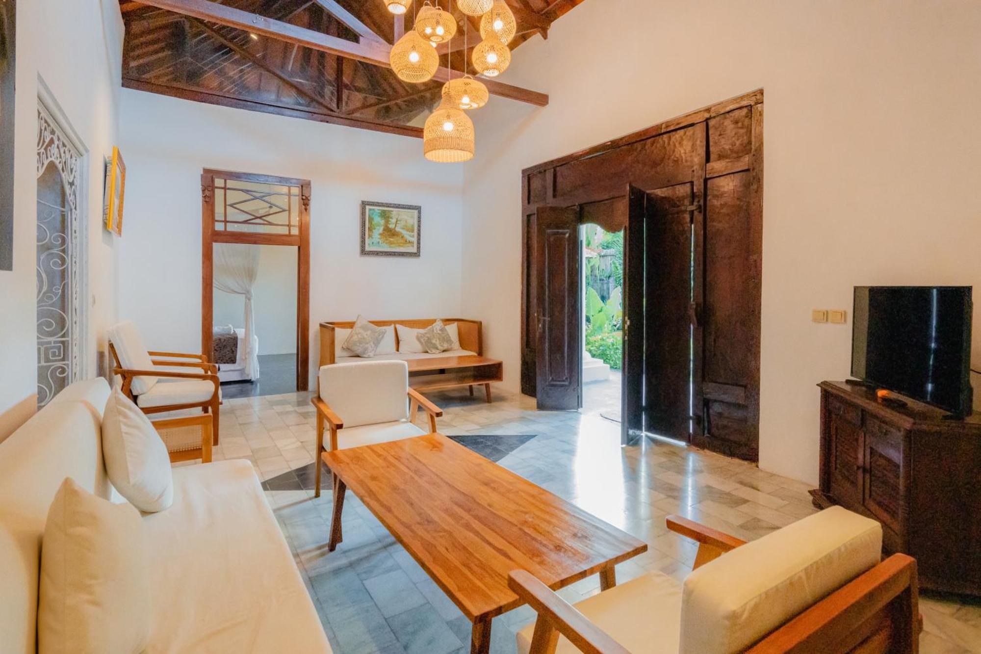 Villa Etnik Seminyak ภายนอก รูปภาพ